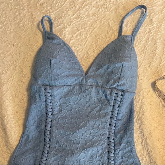 Jessica Simpson bathing suit - Picture 2 of 8